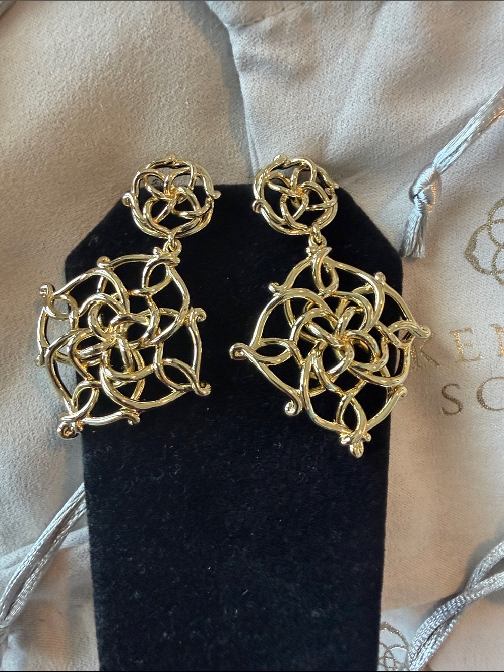 Kendra Scott Kelly Statement Earrings